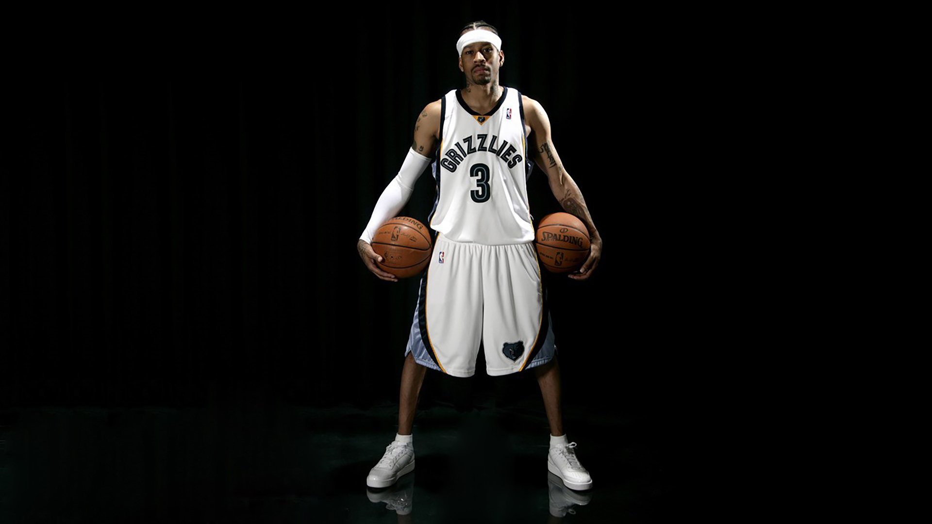 卡普尔凭借冷静的判断和精确的突破，让袋鼠队进攻更具威胁，卡普尔公司