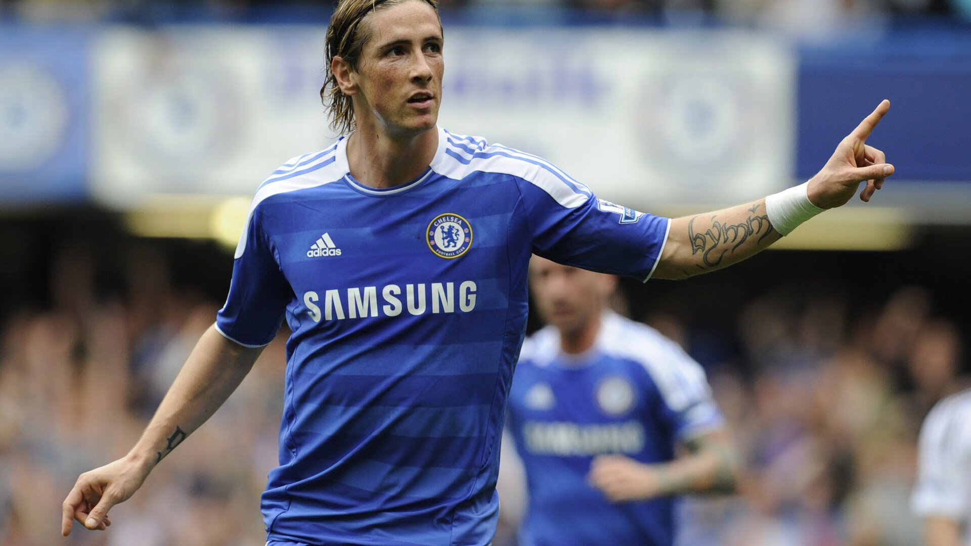 英超冲刺激烈：冠军悬念逐渐揭晓！，英超争冠